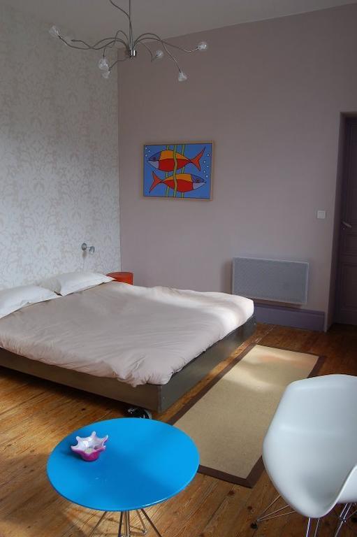 La Vieille Ecole Bourgougnague Room photo